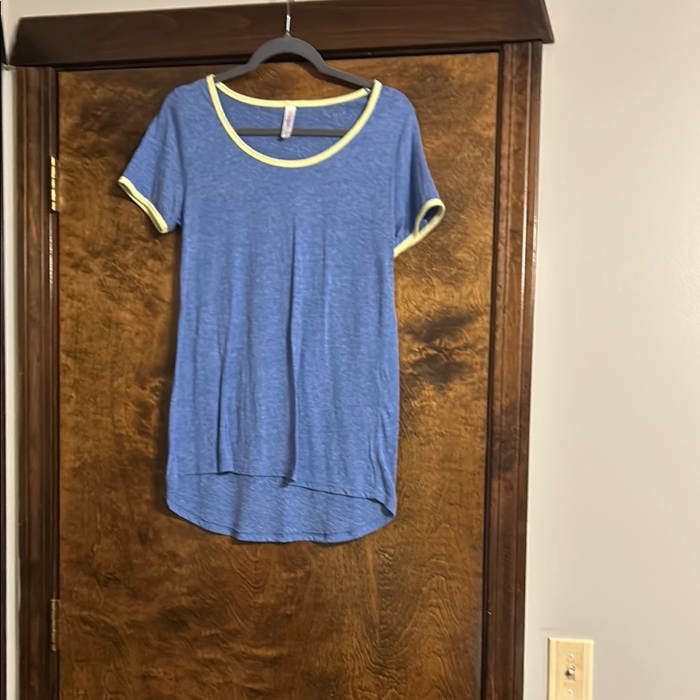 LuLaRoe Blue Short Sleeve Tee with Curved Hem and White Trim